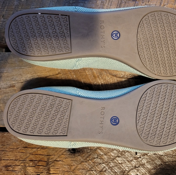 Rothys The Point in Mint size 7.5 - Picture 4 of 5